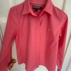 Vineyard Vines button down shirt
